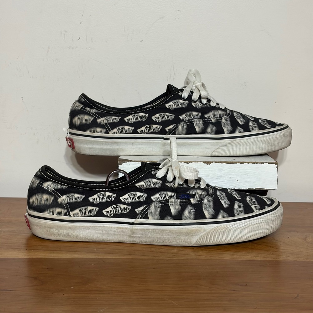 Vans Authentic Off The Wall Logo Motion Print Black White Mens 11 Skate Shoes